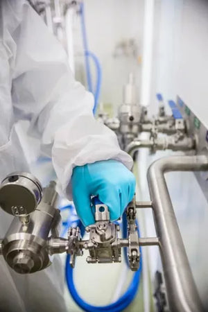 High Dexterity Nitrile Chemical Gloves | Honeywell Flextril 32-3015